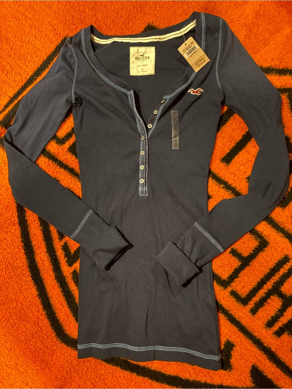 NWT Vintage 2000s Hollister Henley Long Sleeve Top